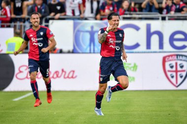 Cagliari Calcio 'dan Gianluca Lapadula, Esultanza, Joy gol attıktan sonra, İtalya' nın Cagliari kentinde oynanan Cagliari Calcio-AC Pisa maçında, 12 Kasım 2022 - Fotoğraf: Luigi Can