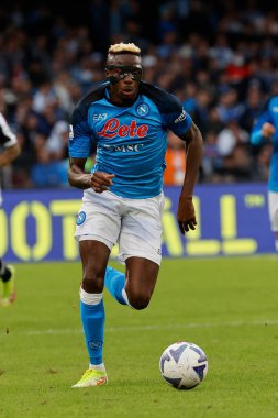 Napoli 'den Victor Osimhen İtalya futbol takımı Serie A maçında SSC Napoli, Udinese Calcio' ya karşı Napoli, İtalya 'daki Diego Armando Maradona Stadyumu' nda, 12 Kasım 2022