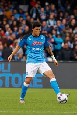 Napoli 'den Kim Min-Jae İtalya Futbol Serisi A maçında SSC Napoli ile Udinese Calcio arasında Napoli, İtalya' daki Diego Armando Maradona Stadyumu 'nda oynanan karşılaşma, 12 Kasım 2022
