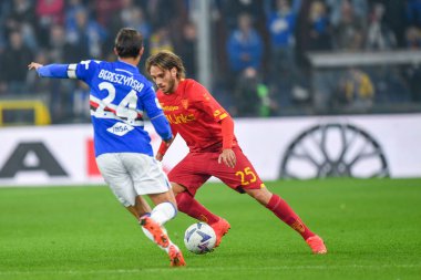 Bartosz Bereszynski (Sampdoria) - İtalya 'nın başkenti Cenova' da 12 Kasım 2022 'de oynanan Luigi Ferraris Stadyumu' nda oynanan UC Sampdoria maçında Antonino Gallo (Lecce) - Danilo Vig