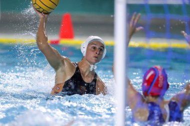 Domitilla Picozzi (SIS Roma) Waterpolo İtalyan Serie A1 Women, Roma 'daki Piscina Babel' de SIS Roma-Como Nuoto maçında, 12 Kasım 2022 - Fotoğraf: Luigi Marian