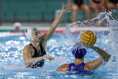 Cecilia Nardini (SIS Roma) Waterpolo İtalyan Serie A1 kadınları, Roma 'daki Piscina Babel' de SIS Romanlarına karşı, 12 Kasım 2022 - Fotoğraf: Luigi Marian
