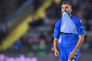 Nedim Bayrami (Empoli FC), İtalya 'nın Empoli şehrindeki Carlo Castellani stadyumunda oynanan Serie A maçında tepki gösterdi: Lisa Guglielm