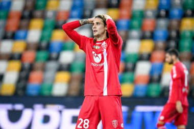 Monza 'nın İtalyan futbolu Coppa Italia maçındaki Andrea Colpani portresi Udinese Calcio vs AC Monza (portreler arşivi) ile Udine, İtalya' daki Dacia Arena 'da, 19 Ekim 2022 - Fotoğraf: Ettore Griffon