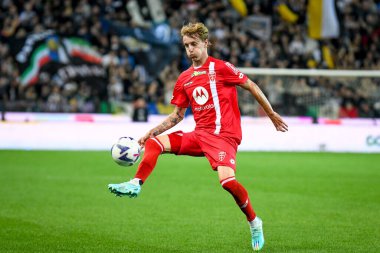 Monza 'nın Nicolo Rovella portresi İtalyan futbolu Coppa Italia maçında Udinese Calcio vs AC Monza (portreler arşivi) ile Udine, İtalya' daki Dacia Arena 'da 19 Ekim 2022' de oynanmıştır.