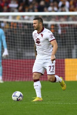 Torino F.C. 'den Karol Linetty. Serie A Şampiyonası 'nın 15. gününde A.S. Roma ve Torino F.C. 13 Kasım 2022 'de Roma, İtalya' daki Stadio Olimpico 'da. - Fotoğraf: Domenico Cippitelli / LiveMedi