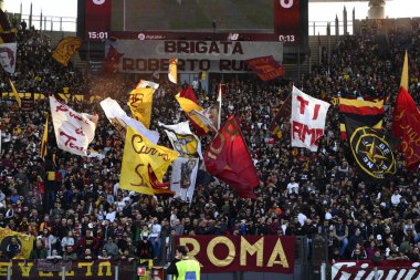 A.S. Roma taraftarları, A.S. Roma ile Torino F.C. arasındaki Serie A Şampiyonası 'nın 15. gününde 13 Kasım 2022 'de Roma, İtalya' daki Stadio Olimpico 'da. - Fotoğraf: Domenico Cippitelli / LiveMedi