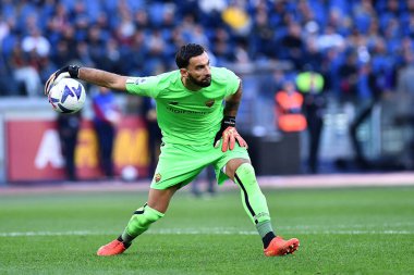 AS Roma takımından Rui Patricio, AS Roma ile FC Torino arasında 13 Kasım 2022 'de İtalya' nın başkenti Roma 'da oynanan karşılaşmada görülüyor. - Fotoğraf: Gennaro Masi / LiveMedi