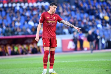 AS Roma takımından Roger Ibanez, AS Roma ile FC Torino arasında 13 Kasım 2022 'de İtalya' nın başkenti Roma 'da oynanan karşılaşmada görülüyor. - Fotoğraf: Gennaro Masi / LiveMedi