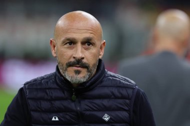 Vincenzo Italiano ACF Fiorentina 'nın teknik direktörü Serie A 2022 / 23' te Giuseppe Meazza Stadyumu 'nda AC Milan ile ACF Fiorentina arasında oynanan futbol maçında 13 Kasım 2022 - Fotoğraf: Fabrizio Carabelli / LiveMedi