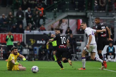 AC Milan 'dan Brahim Diaz, 13 Kasım 2022 tarihinde Giuseppe Meazza Stadyumu' nda AC Milan ile ACF Fiorentina arasında oynanan 2022 / 23 futbol karşılaşmasında görev aldı.