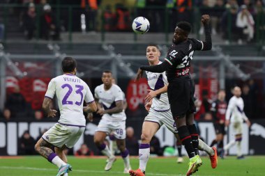 AC Milan 'dan Divock Origi, 13 Kasım 2022 tarihinde Giuseppe Meazza Stadyumu' nda AC Milan ile ACF Fiorentina arasında oynanan 2022 / 23 futbol karşılaşmasında görev aldı.