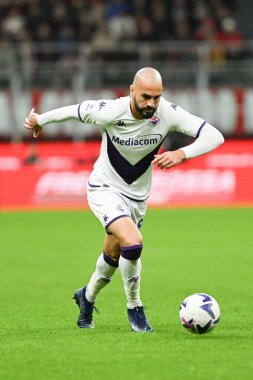 Acf Fiorentina takımından Riccardo Saponara, İtalya 'nın Milano şehrindeki Giuseppe Meazza San Siro Stadyumu' nda 13 Kasım 2022 tarihinde AC Milan ve ACF Fiorentina arasında oynanan İtalyan Serie A tootball karşılaşmasında. Fotoğraf: Tiziano Ballabio - Fotoğraf: Tiziano Ballabio / LiveM