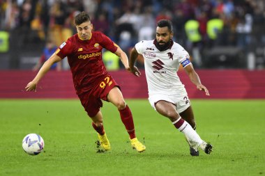 Torino FC 'den Koffi Djidji. ve A.S. Roma 'dan Stephan El Shaarawy, A.S. Roma ve Torino F.C. arasındaki Serie A Şampiyonasının 15. gününde 13 Kasım 2022 'de Roma, İtalya' daki Stadio Olimpico 'da. - Fotoğraf: Domenico Cippitelli / LiveMedi