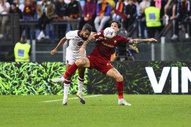 A.S. Roma 'dan Nicolo' Zaniolo ve Torino FC 'den Koffi Djidji. Serie A Şampiyonası 'nın 15. gününde A.S. Roma ve Torino F.C. 13 Kasım 2022 'de Roma, İtalya' daki Stadio Olimpico 'da. - Fotoğraf: Domenico Cippitelli / LiveMedi