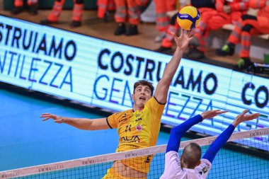 Tobias Krick (Valsa Group Modena) voleybol İtalya Serie A Erkekler Süper Ligi Şampiyonası sırasında Emma Villas Aubay Siena, Siena 'daki PalaEstra' da Leo Shoes Modena 'ya karşı, 13 Kasım 2022 - Fotoğraf: Lisa Guglielm
