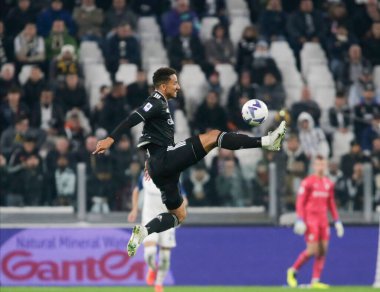 Juventus Fc takımından Luiz Da Silva Danilo, 13 Kasım 2022 tarihinde Juventus Fc ve Ss Lazio arasında İtalya 'nın Allianz Stadyumu, Torino şehrinde oynanan futbol karşılaşmasında Nderim Kaceli / LiveMedi