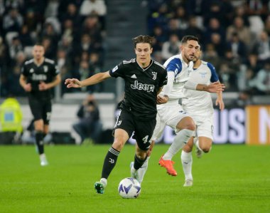 Juventus Fc takımından Nicolo Faggioli, 13 Kasım 2022 tarihinde Juventus Fc ve Ss Lazio arasında İtalya 'nın başkenti Turin' deki Allianz Stadyumu 'nda oynanan futbol maçında Nderim Kaceli - Fotoğraf: Nderim Kaceli / LiveMedi