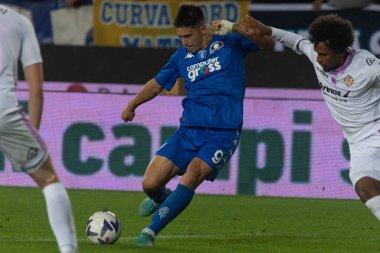 Satriano Martin Empoli İtalya 'nın başkenti Empoli' deki Carlo Castellani Stadyumu 'nda oynanan Empoli FC maçında 11 Kasım 2022' de çekildi.