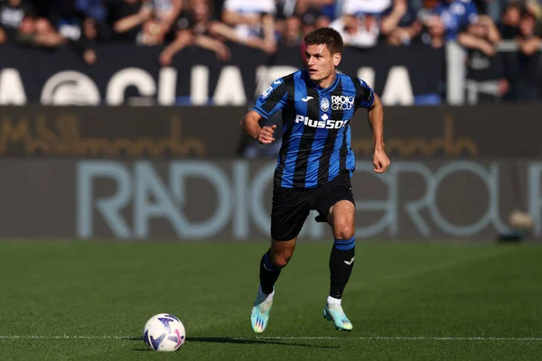 Atalanta BC 'den Joakim Maehle, İtalya' nın Bergamo kentindeki Gewiss Stadyumu 'nda oynanan Atalanta BC - FC Internazionale maçında 13 Kasım 2022 - Fotoğraf: Francesco Scaccianoc