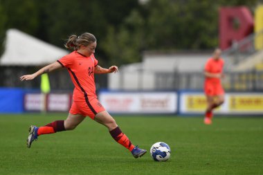 İngiltere 'den Angela Addison WU23 İtalya WU23 ile İngiltere WU23 arasındaki Uluslararası Dostluk Maçı sırasında 14 Kasım 2022' de İtalya 'nın Roma kentinde Tre Fontane Stadyumu' nda oynandı. - Fotoğraf: Domenico Cippitelli / LiveMedi