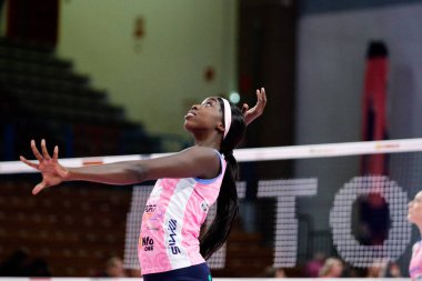 Adhu Malual (Casalmaggiore Voleybolu) İtalyan Serie A1 Kadınlar TrasportiPesanti Casalmaggiore ile Casalmaggiore Novara maçında (CR), İtalya, Casalmaggiore 'da Pala Radi maçında, 16 Kasım 2022 - Fotoğraf: Nicholas Russ