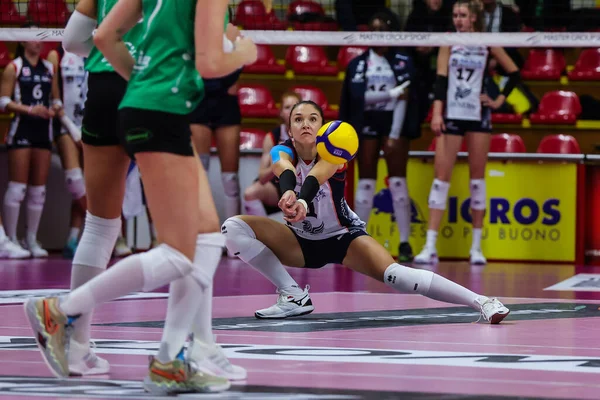 Helena Cazaute Reale Mutua Fenera Chieri Action Volley Serie Women — 스톡 사진