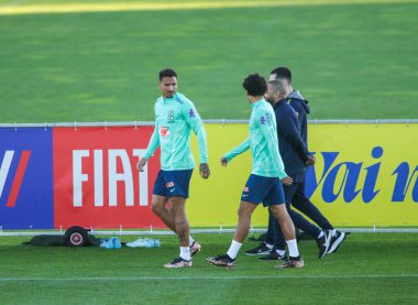 Brezilya Millî Futbol Takımı transı sırasında Brezilya 'dan Danilo ve Marquinhos, 2022 Dünya Kupası finalinden önce Katar' da Juventus Eğitim Merkezi 'nde, 16 Kasım 2022, Torino, İtalya. Fotoğraf: Nderim Kaceli - Fotoğraf: Nderim Kaceli / L