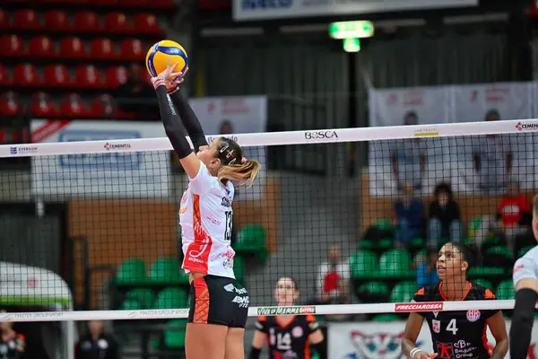 Signorile Noemi Bosca Cuneo Durante Partido Voleibol Italiano Serie Femenino —  Fotos de Stock