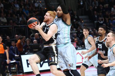 Niccolo Mannion (Segafredo Virtus Bologna) Euroleague basketbol şampiyonası maçında Segafredo Virtus Bologna - Valensiya Basket Kulübü - 17 Kasım 2022, Paladozza Spor Sarayı - Fotoğraf: Michele Nucci / LiveMedi