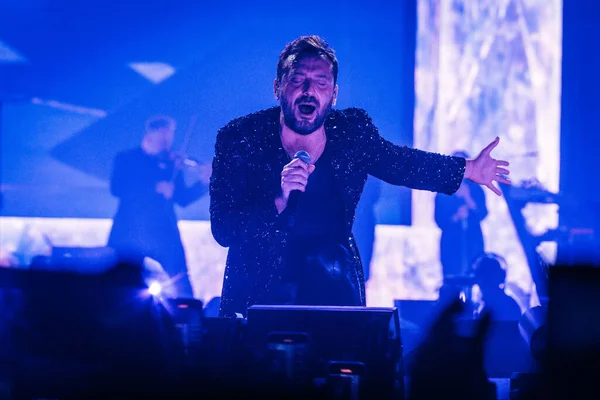 stock image Cesare Cremonini on stage  during  Italian singer Music Concert Cesare Cremonini at the Mediolanum Forum in Milano, Italy, November 17, 2022 - Credit: Rossella Mel