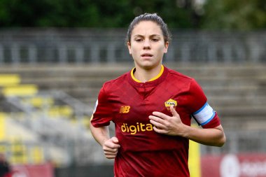 Manuela Giugliano (AS Roma Kadınları), 19 Kasım 2022 tarihinde Tre Fontane Stadyumu 'nda AS Roman Kadınları ve UC Sampdoria arasında oynanan İtalya Futbol Şampiyonası Ligi 2022 / 2023 karşılaşmasında. - Fotoğraf: Fabrizio Corradetti / LiveMedi