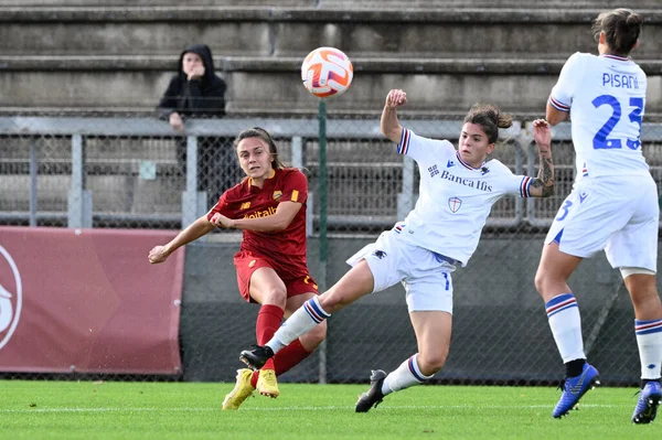 İtalya Futbol Şampiyonası Ligi A Women 2022 / 2023 karşılaşmasında Annamaria Serturini (AS Roma Kadınları), 19 Kasım 2022 tarihinde Tre Fontane Stadyumu 'nda AS Roman Kadınları UC Sampdoria' ya karşı oynamıştır. - Fotoğraf: Fabrizio Corradetti / LiveMedi