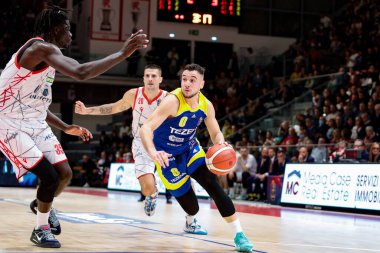 Alessandro Cappelletti (Tezenis Scagliera Verona) İtalya Basketbol Şampiyonası sırasında UNAHOTELS Reggio Emilia 'ya karşı Tezenis Verona, İtalya Reggio Emilia' da PalaBigi 'de, 20 Kasım 2022 - Fotoğraf: Nicholas Russ