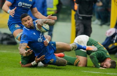 İtalya 'nın başkenti Cenova' daki Luigi Ferrarsi Stadyumu 'nda 19 Kasım 2022 tarihinde İtalya ile Güney Afrika arasında oynanan rugby karşılaşması sırasında İtalya' nın Montanna Ioane kentinde oynanmıştır. Fotoğraf: Nderim Kaceli - Fotoğraf: Nderim Kaceli / LiveMedi