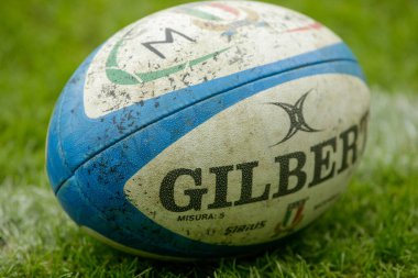ANS - Güz Ulusları Serisi İtalya, 19 Kasım 2022 tarihinde İtalya ile Güney Afrika arasında Cenova, İtalya 'daki Luigi Ferrarsi Stadyumu' nda oynanan rugby karşılaşması sırasında maç topu. Fotoğraf: Nderim Kaceli - Fotoğraf: Nderim Kaceli / LiveMedi