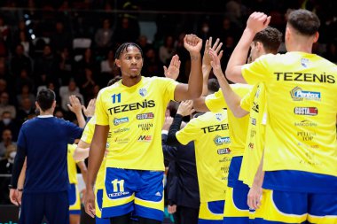 Xavier Johnson (Tezenis Scagliera Verona) İtalya Basketbol Şampiyonası sırasında UNAHOTELS Reggio Emilia, Tezenis Verona 'ya karşı Reggio Emilia, İtalya' da PalaBigi 'de, 20 Kasım 2022 - Fotoğraf: Nicholas Russ