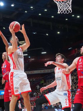 İtalyan Basketbol Şampiyonası sırasında OLYMPUS DIGITAL CAMERA EA7 Emporio Armani Milano 'ya karşı Pallacanestro Trieste, Milano Mediolanum Forumu' nda, 20 Kasım 2022 - Fotoğraf: Savino Paolell