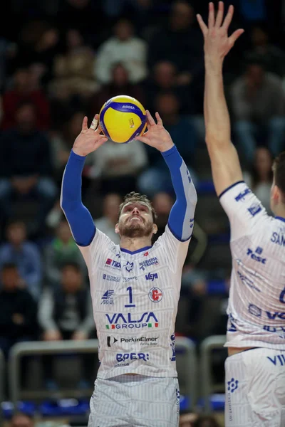 Bruno Mossa Rezende Valsa Group Modena Definiu Bola Durante Voleibol — Fotografia de Stock