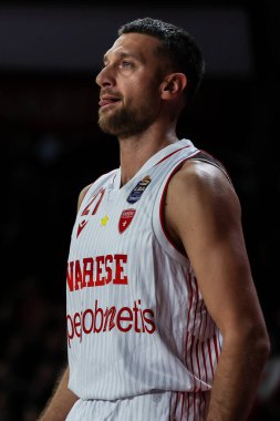 Pallacanestro 'dan Giancarlo Ferrero # 21, Varese OpenJobMetis, 19 Kasım 2022' de İtalya 'nın Enerxenia Arena şehrinde oynanan LBA Lega Basket A 2022 / 23 sezonunda tepki gösterdi.