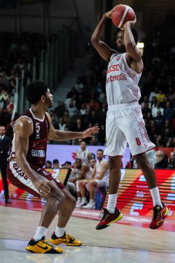 Pallacanestro 'dan Andriu Tomas Woldetensae # 8 numara LBA Lega Basket A 2022 / 23 sezonluk OpenJobMetis Varese ve Umana Reyer Venezia arasındaki Enerxenia Arena, Varese, İtalya 19 Kasım 2022 - Fotoğraf: F: F