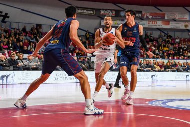 Jamel Morris (7bet-Lietkabelis Panevezys), 22 Kasım 2022 'de İtalya' nın Venedik kentindeki Taliercio Palasport 'ta oynanan Basketbol Şampiyonası Umana Reyer Venice-7bet-Lietkabelis maçı sırasında eylem halindeydi.