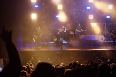 Marco Masini ve grubu İtalyan müzik konseri Marco Masini - T 'innamorerai di noi 30' da Napoli, İtalya 'daki Teatro Augusteo' da, 22 Kasım 2022 - Fotoğraf: Melania Lucian