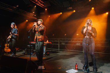 JP Cooper ve grubu Music Concert JP Cooper - Avrupa Turu 2022 Milano, İtalya 'daki Circolo Magnolia' da, 22 Kasım 2022 - Fotoğraf: Rossella Mel