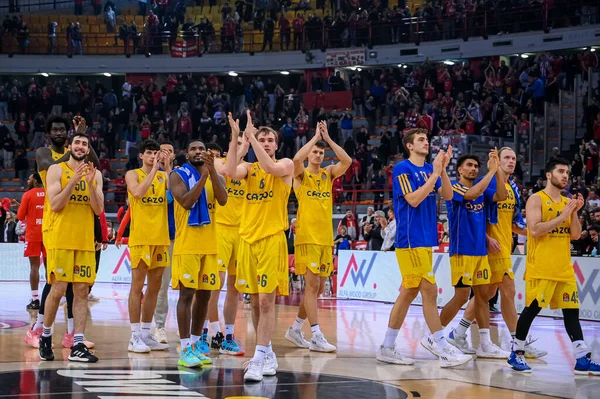 Euroleague 'de Alba Berlin' in oyuncuları, 24 Kasım 2022 'de Yunanistan' ın Pire kentinde Olympiacos Pire ve Dostluk Stadyumu 'nda Olympiacos Pire ile Alba Berlin arasında oynanan 9. - Fotoğraf: Stefanos Kyriazis / LiveMedi