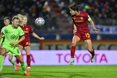 AS Roman Kadınları 'ndan Elisa Bartoli, 23 Kasım 2022' de İtalya 'nın Latina kentinde bulunan Stadio Domenico Francioni' de, A.S. Roma ve VfL Wolfsburg arasında UEFA Kadınlar Şampiyonlar Ligi 'nin grup aşamasının üçüncü gününde yer aldı. - Fotoğraf: Domenico Cippitel