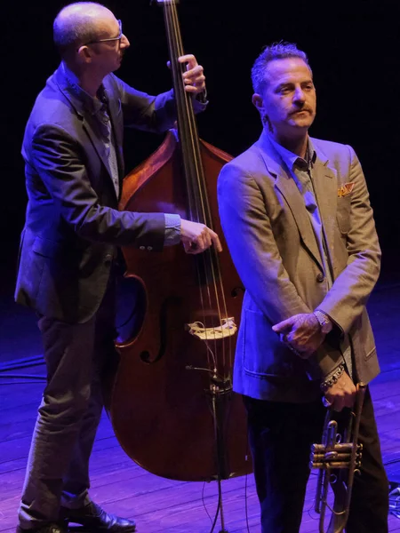 stock image Avishai Cohen e Barak Mori during Music Concert Avishai Cohen Quartet - Nakes Truth at the Teatro Ristori in Verona, Italy, November 24, 2022 - Credit: Maria Cristina Napolitan