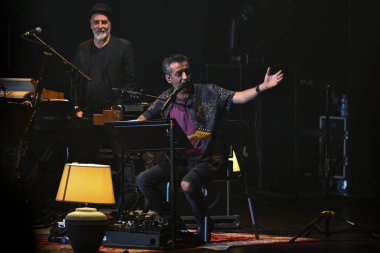 Daniele Silvestri, 25 Kasım 2022 'de İtalya' nın başkenti Roma 'daki Auditorium della Conciliazione' de düzenlenen Daniele Silvestri 2022 Tur 'unda sahne aldı. - Fotoğraf: Domenico Cippitelli / LiveMedi