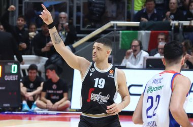 Iffe Lundberg (Segafredo Virtus Bologna) Euroleague basketbol şampiyonası maçında. Segafredo Virtus Bologna - Bologna Anadolu Efes Istanbul - Bologna, 25 Kasım 2022, Paladozza Spor Sarayı - Fotoğraf: Michele Nucci / LiveMedi