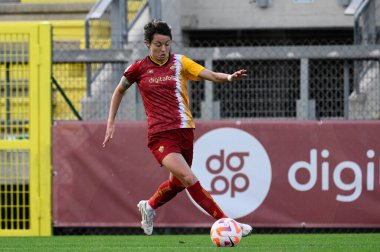 İtalya Futbol Şampiyonası Ligi A Women 2022 / 2023 karşılaşmasında Valentina Giacinti (AS Roma Kadınlar), 26 Kasım 2022 tarihinde Tre Fontane Stadyumu 'nda AS Roman Kadınlar Pomigliano Calcio' ya karşı oynamıştır. - Fotoğraf: Fabrizio Corradetti / LiveMedi